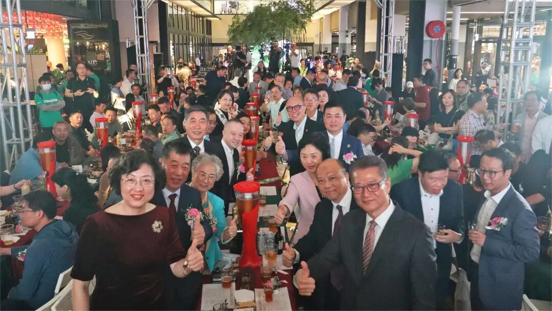 香港青島啤酒國際嘉年華盛大開幕！