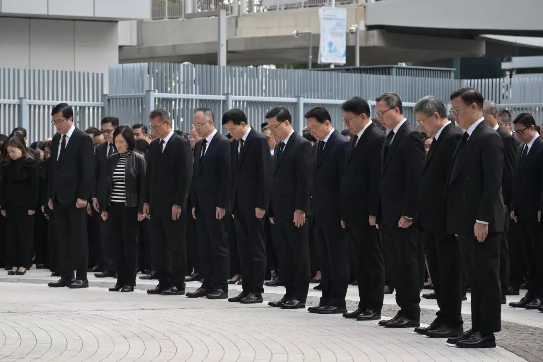 全港哀悼大埔宏福苑火災罹難者