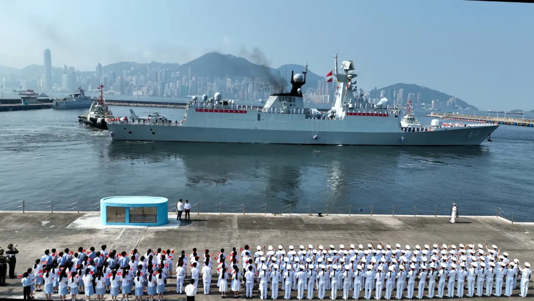 國家力量血脈親情－香港各界高度評價海軍山東艦編隊訪問香港
